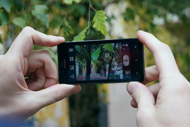 Sony Xperia J (19).jpg